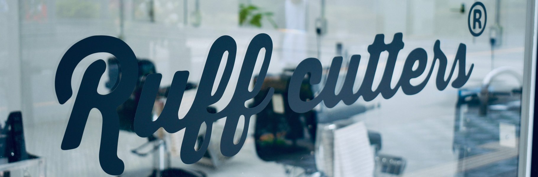 Ruff cutters 立川店内外観