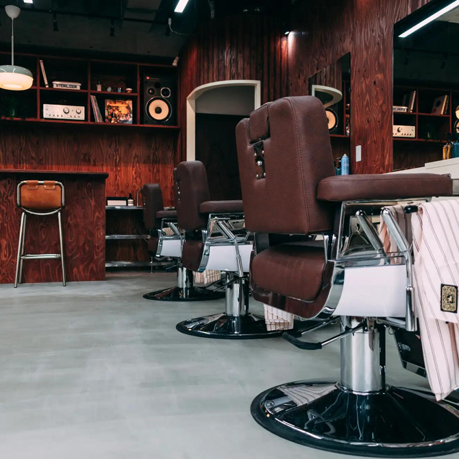 Ruff cutters 立川別館内外観