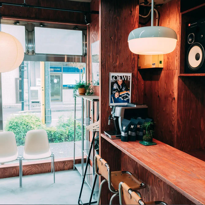 Ruff cutters 立川別館内外観