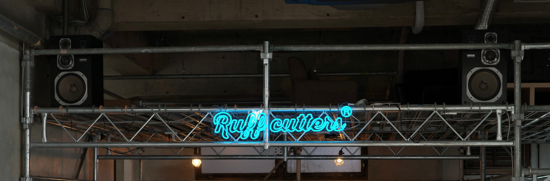 Ruff cutters 八王子店内外観