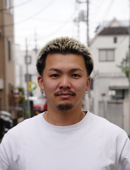 店舗スタッフ